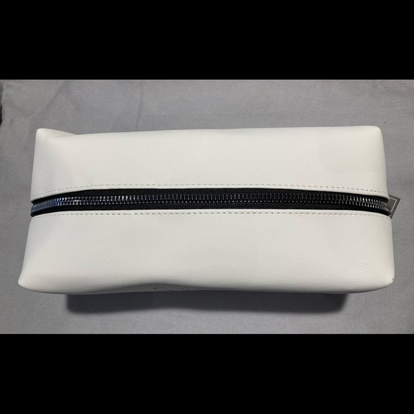 RAE DUNN STASH  Make Up Cosmetics Amenities Bag NWT - Picture 3 of 3